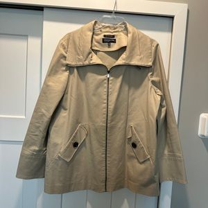 Jones New York Signature XL khaki spring coat - like new condition - dry clean